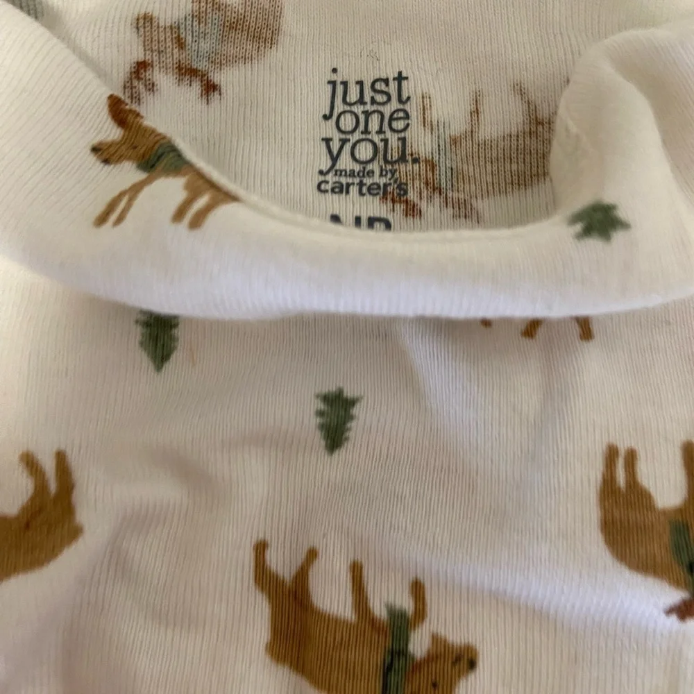 Carters‎ newborn onsie mooses